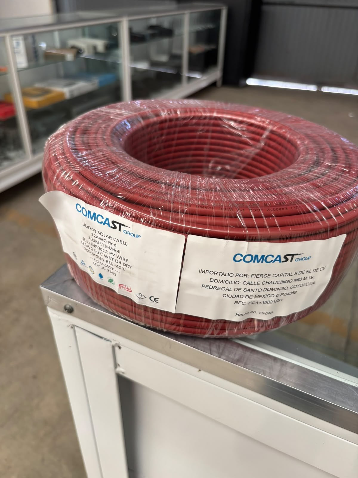 Cable fotovoltaico Comcast 12 AWG rojo 2000 V | PV WIRE 12AWG - foto real