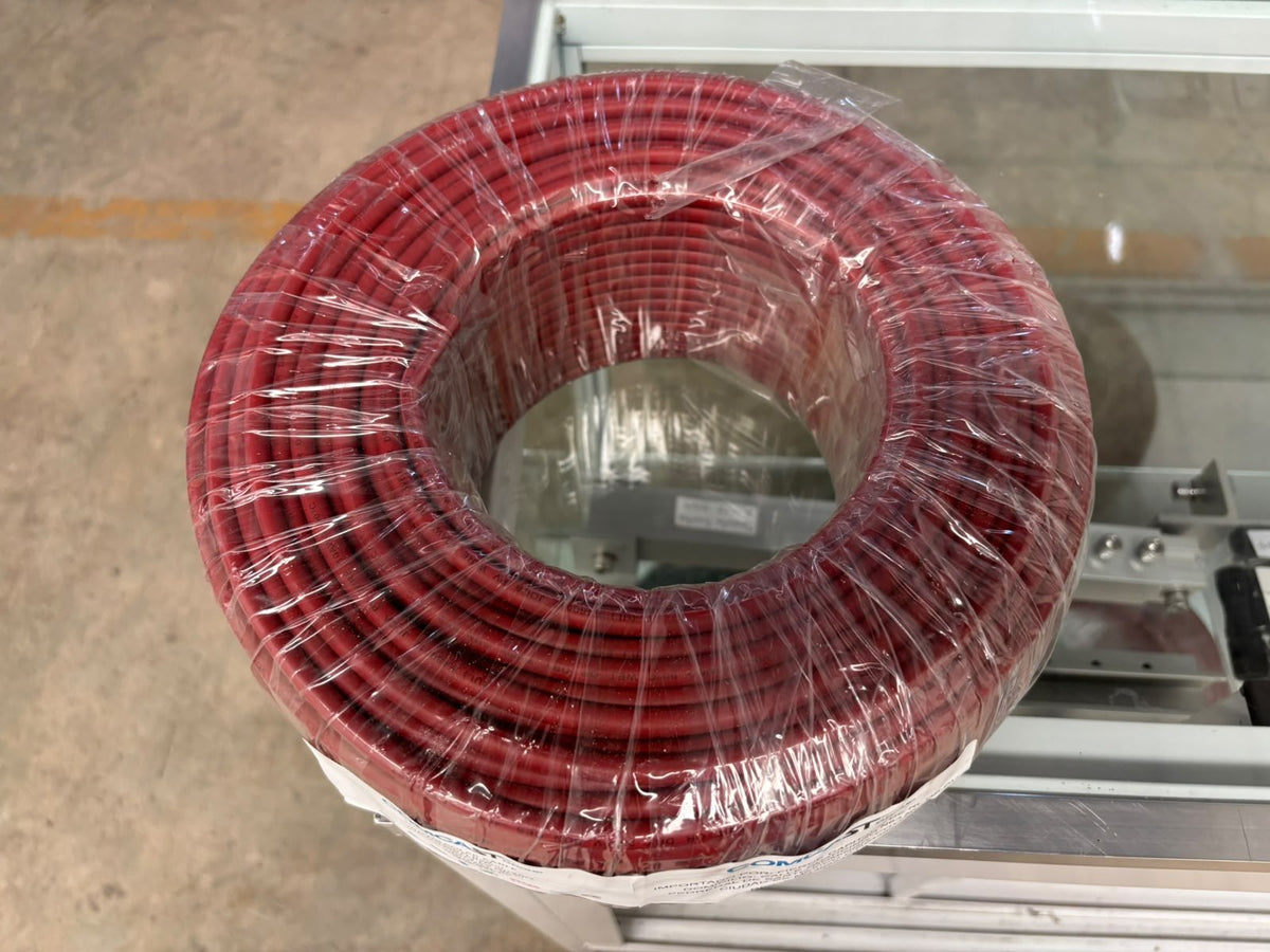 Cable fotovoltaico Comcast 10 AWG rojo 2000 V, rollo de 100 m, UL 4703 - foto real