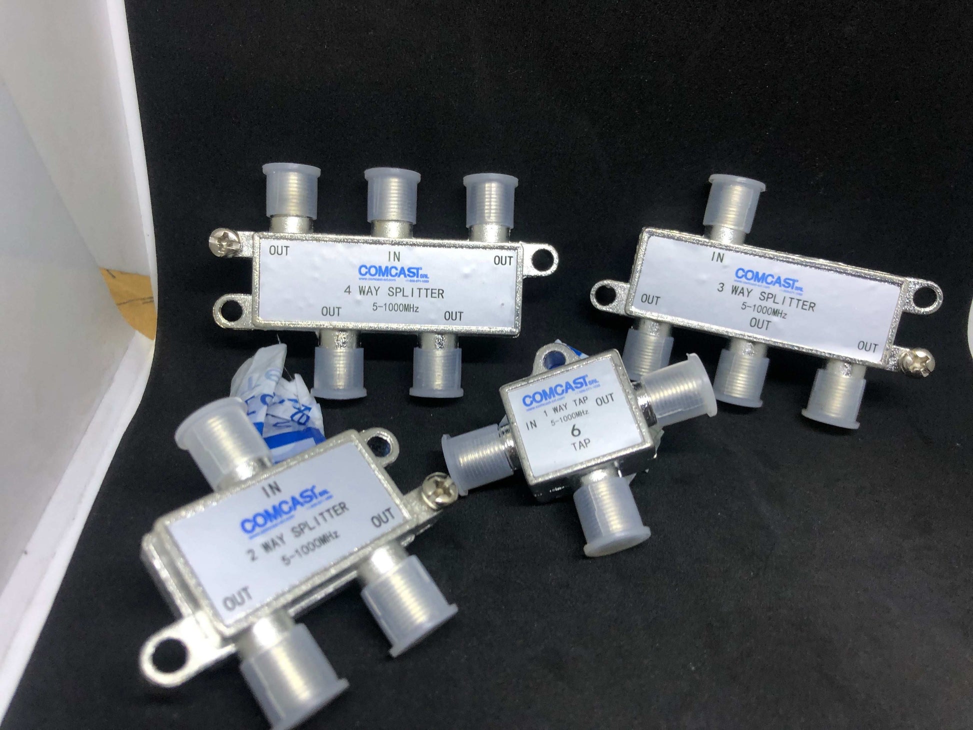 FZ0291A - Divisor Interior de 3 Vías (15 Unidades) - Comcast Group