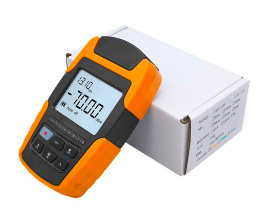 XFO 530 – Medidor de Potencia Óptica 4 en 1