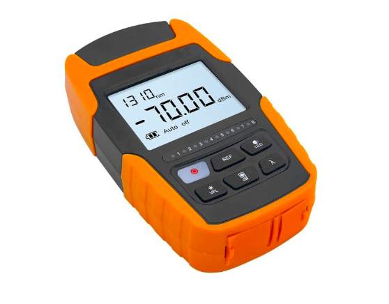 XFO 530 – Medidor de Potencia Óptica 4 en 1