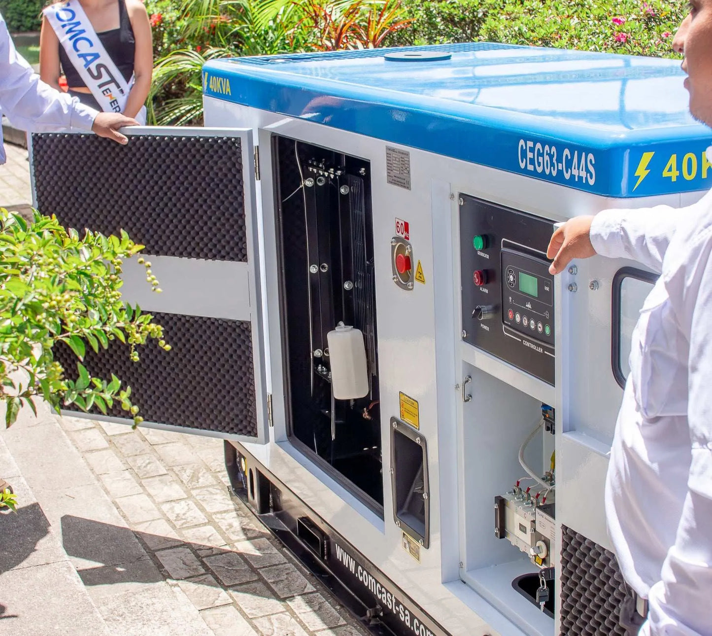 Generador 10 kW I 12 kVA – GENSET - Comcast Group